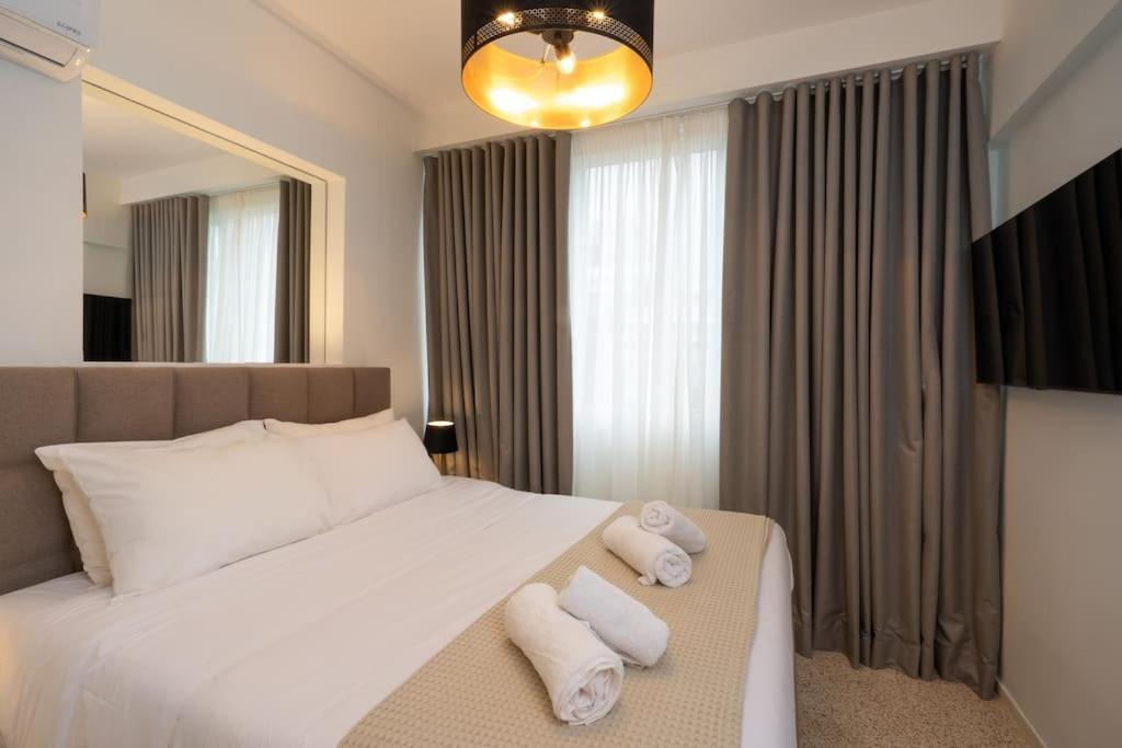 Dema Luxury Suites - Perikleous E6 Athens Ngoại thất bức ảnh