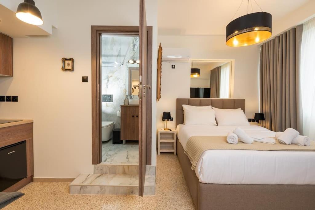 Dema Luxury Suites - Perikleous E6 Athens Ngoại thất bức ảnh