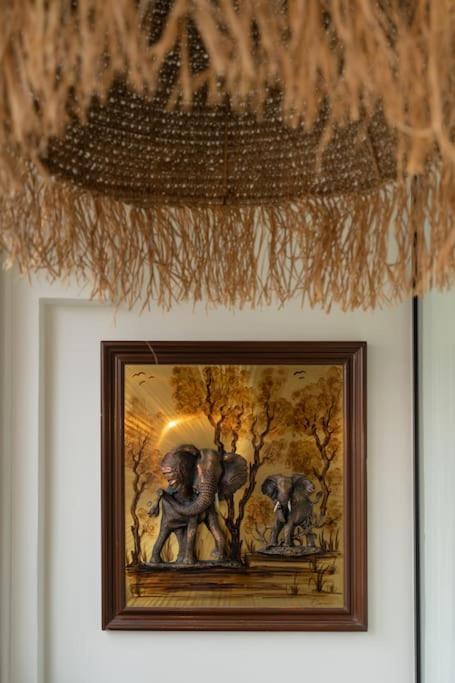Dema Luxury Suites - Perikleous E6 Athens Ngoại thất bức ảnh